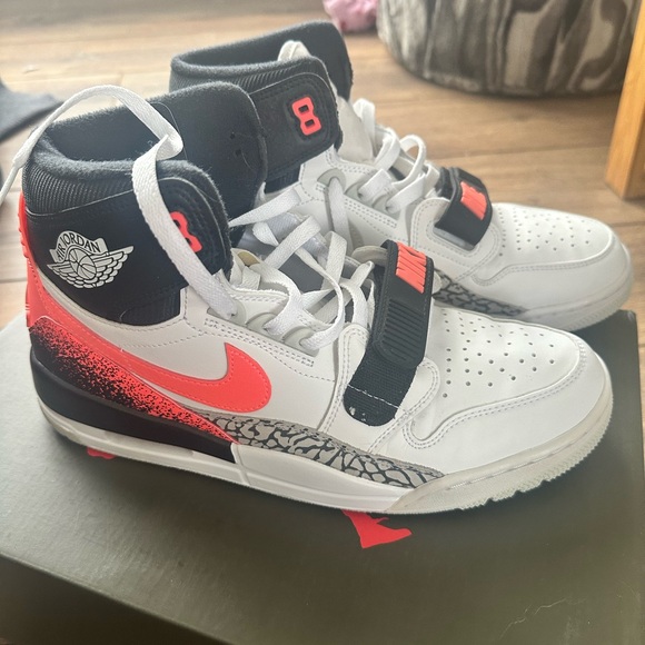 Nike Air Jordan Sneakers - White and Red